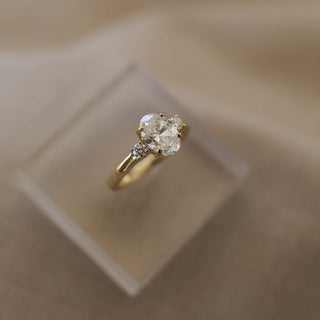 1.20CT Oval Three Stone Moissanite Diamond Engagement Ring