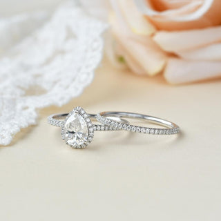 Vintage solitaire moissanite engagement rings under $1000