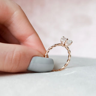 Princess cut gemstone ring