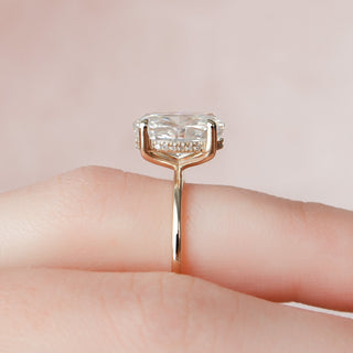 Discounted moissanite rings