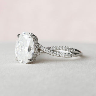 Vintage moissanite engagement rings