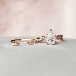 Moissanite wedding jewelry for small wedding