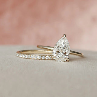 Moissanite promise rings