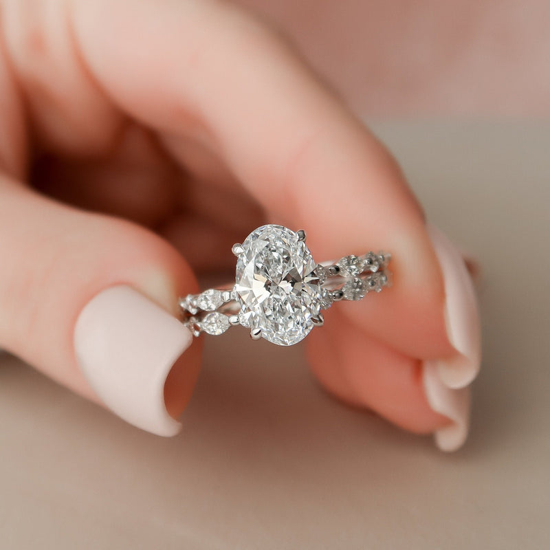 Moissanite wedding jewelry for small wedding